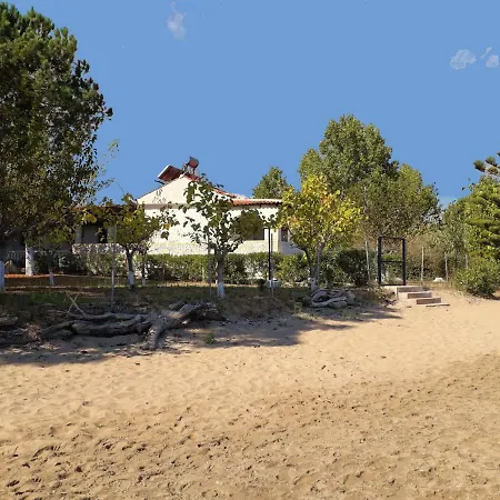Ionio Apartments Лефкими Экстерьер фото