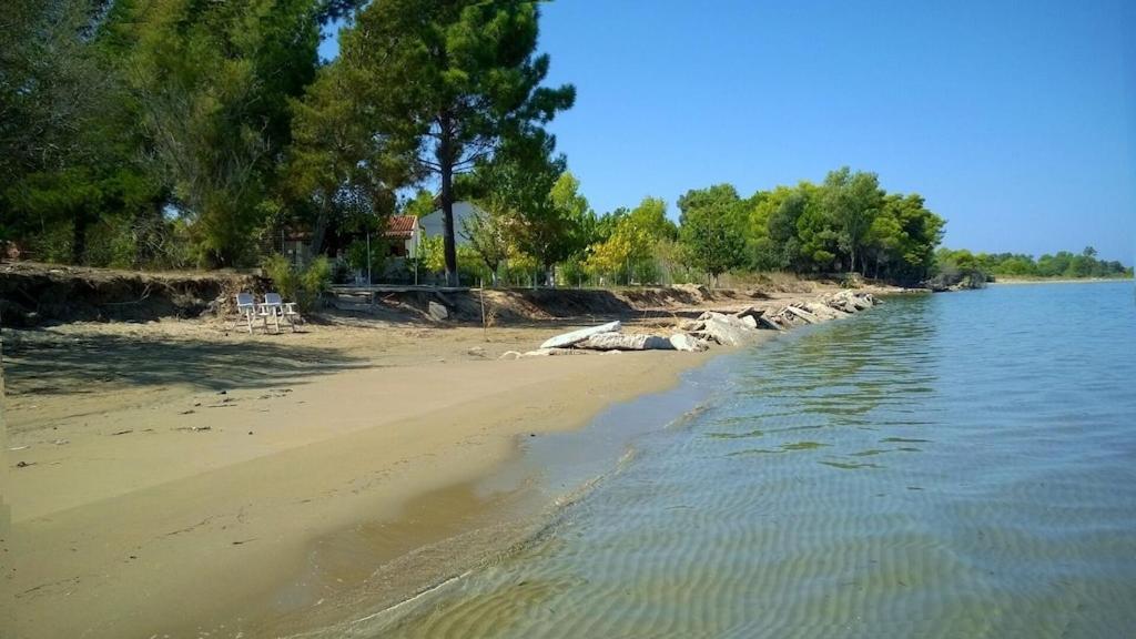 Ionio Appartement Lefkimi