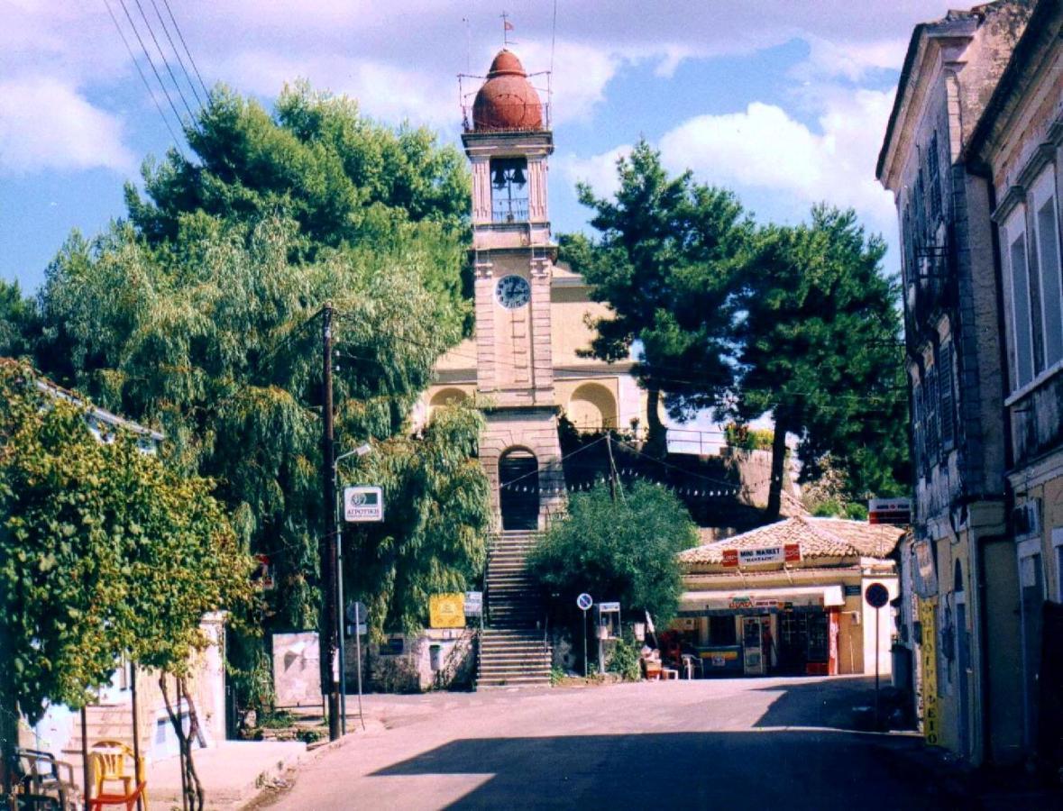 Ionio * Lefkimi